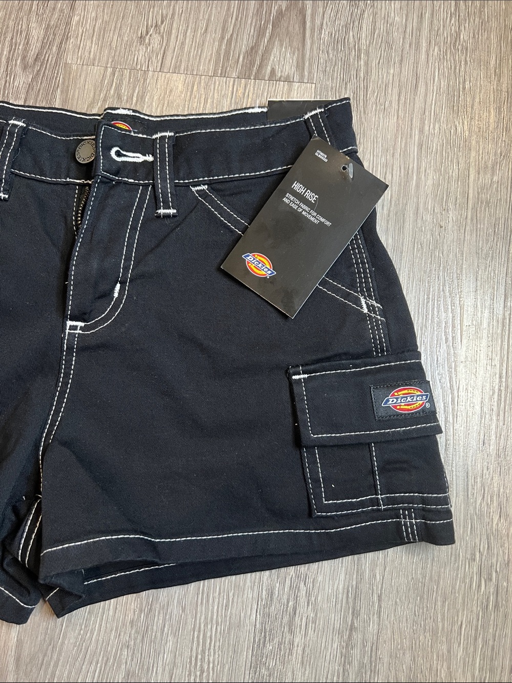Dickies Women's High-Rise Black Cargo Utility Shorts - Picture 3 of 7